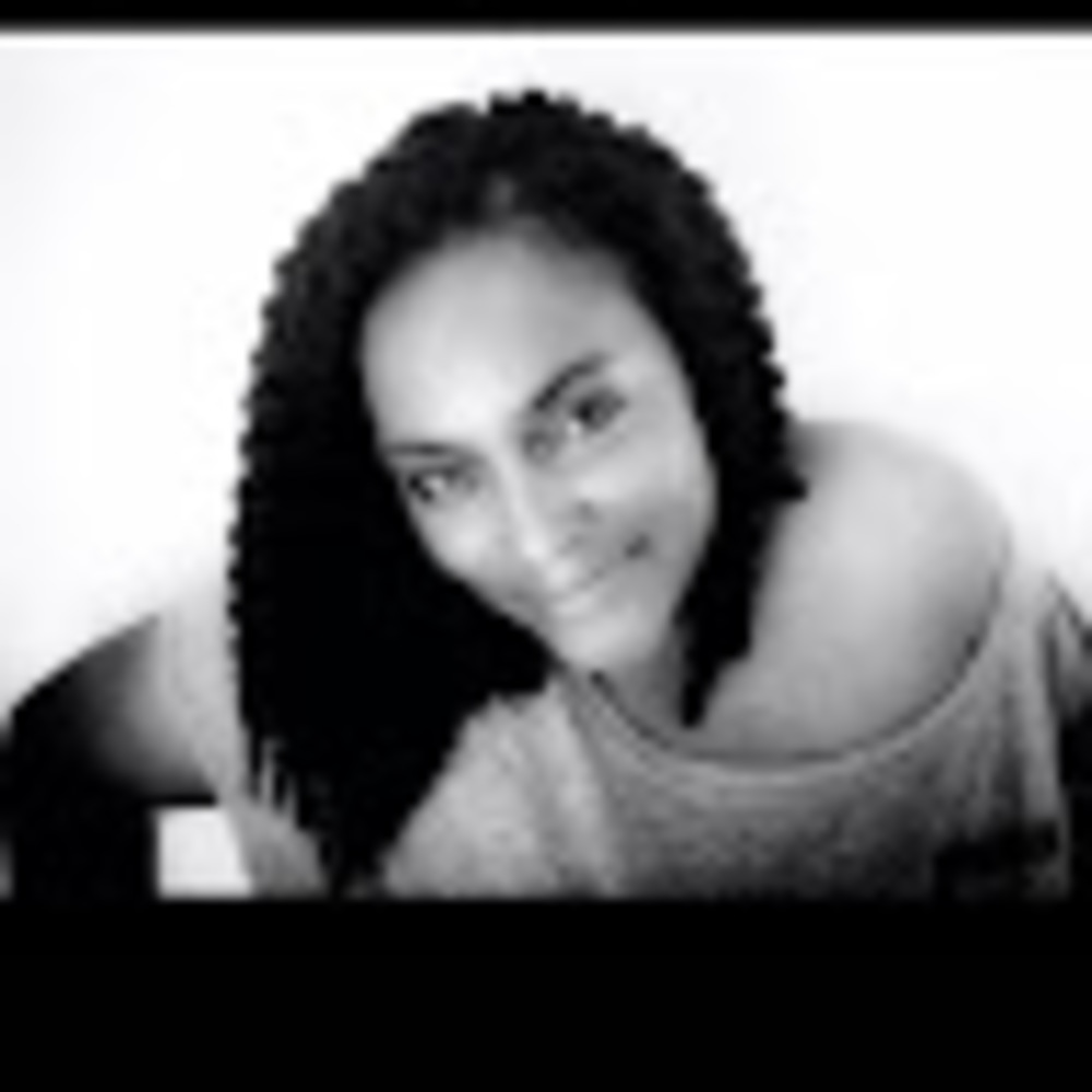 Meet your Posher, Roxanne